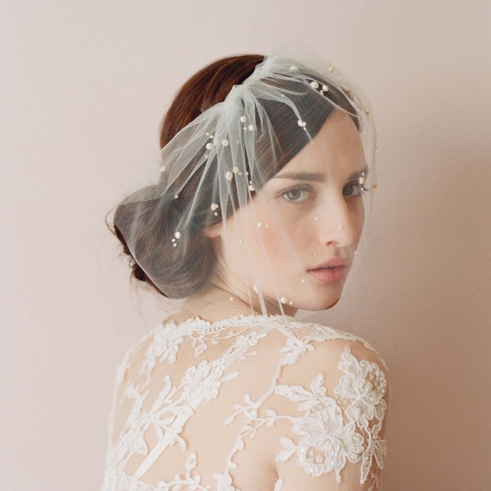 Anthropologie Twigs & Honey Mini bridal veil with pearls